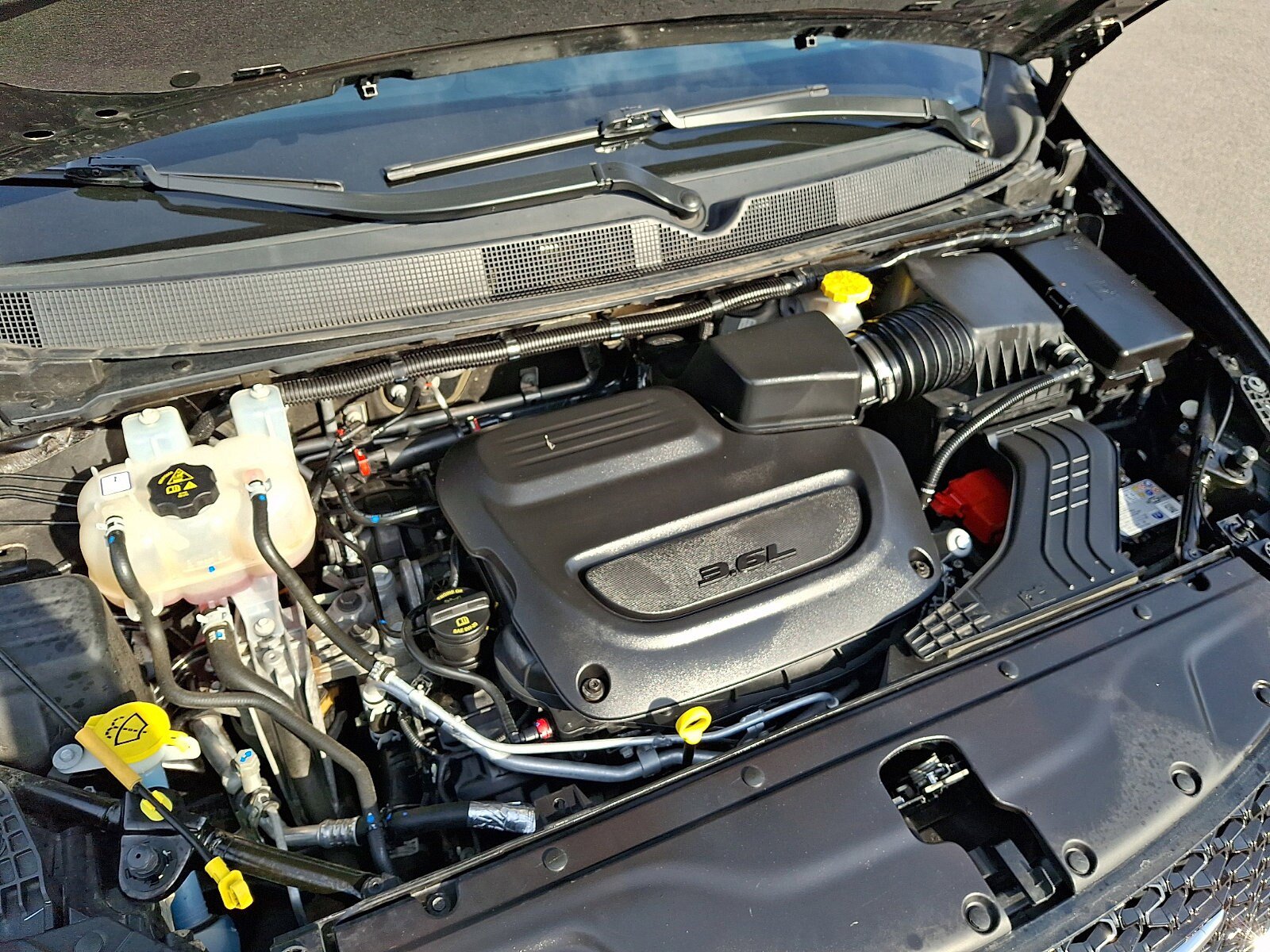 Used 2025 Chrysler Pacifica Select FWD image 27