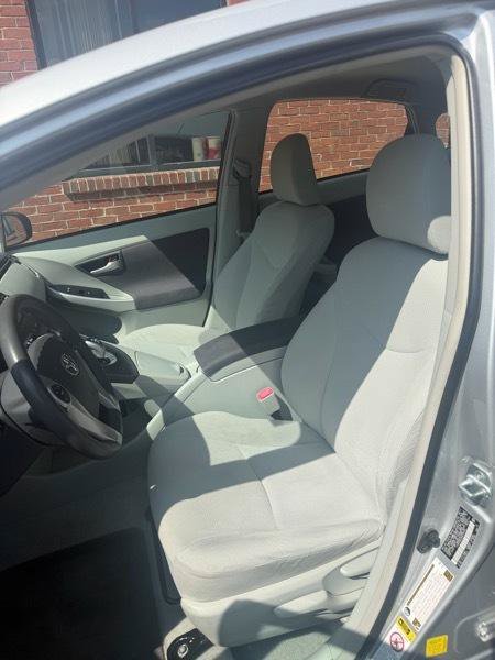 Used 2011 Toyota Prius Two FWD image 9