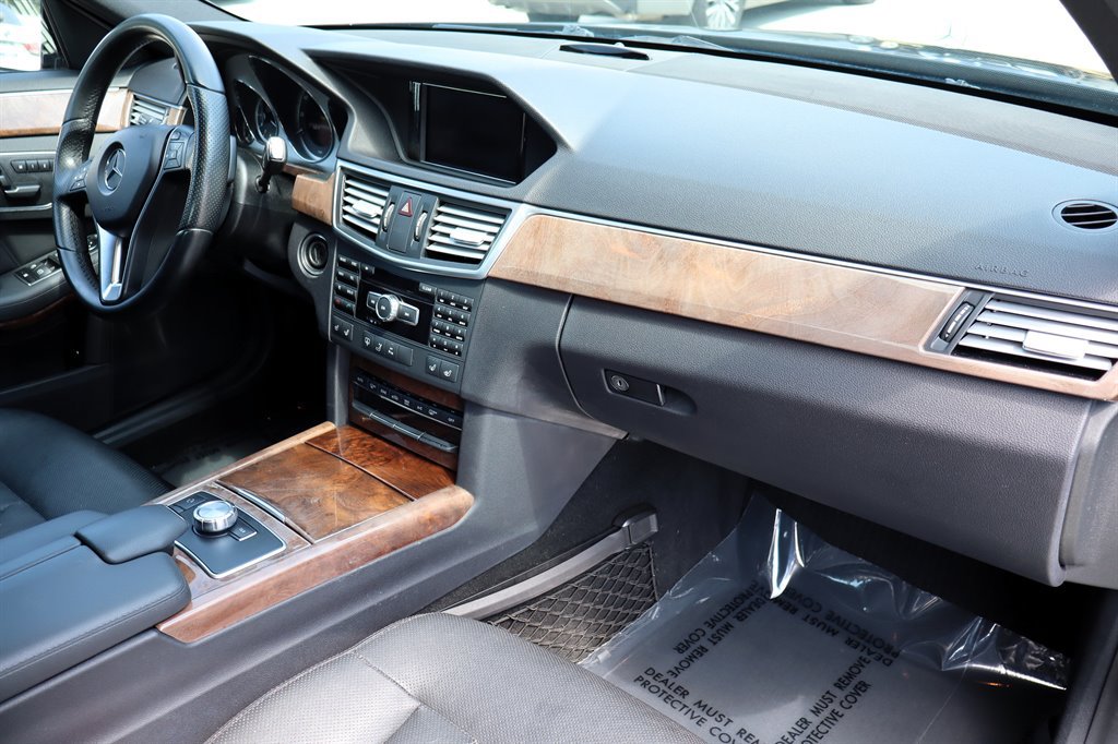 Used 2013 Mercedes-Benz E 350 BlueTEC Sedan image 18