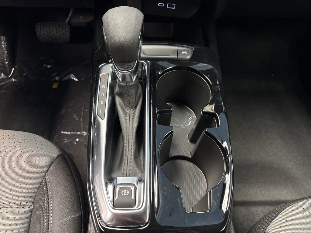 New 2026 Chevrolet Trax LT w/ Driver Confidence Package FWD image 32