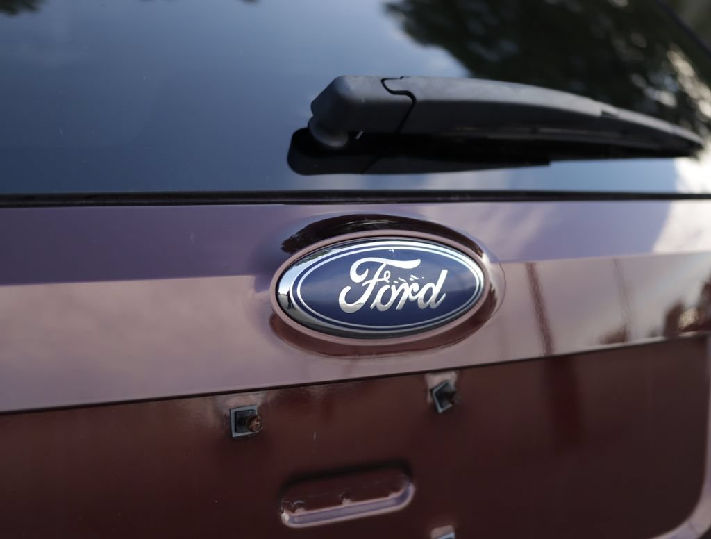Used 2009 Ford Edge Limited FWD image 27