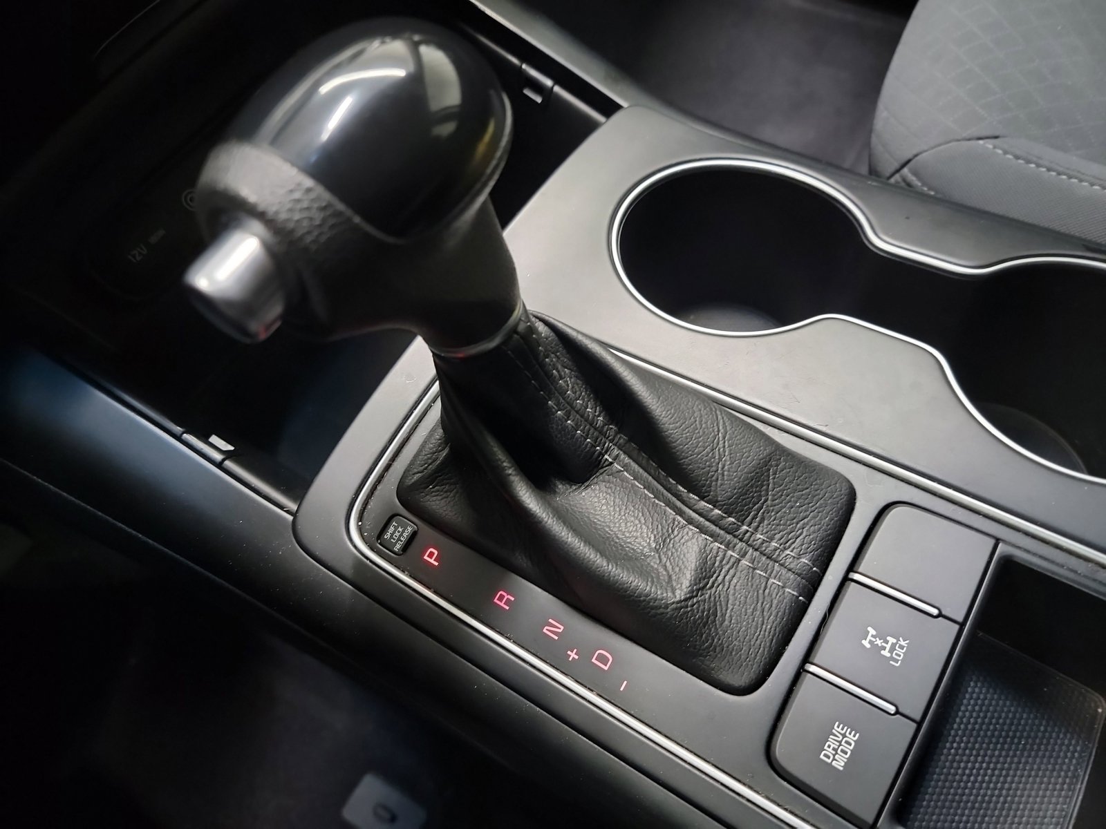 Used 2017 Kia Sorento LX image 26