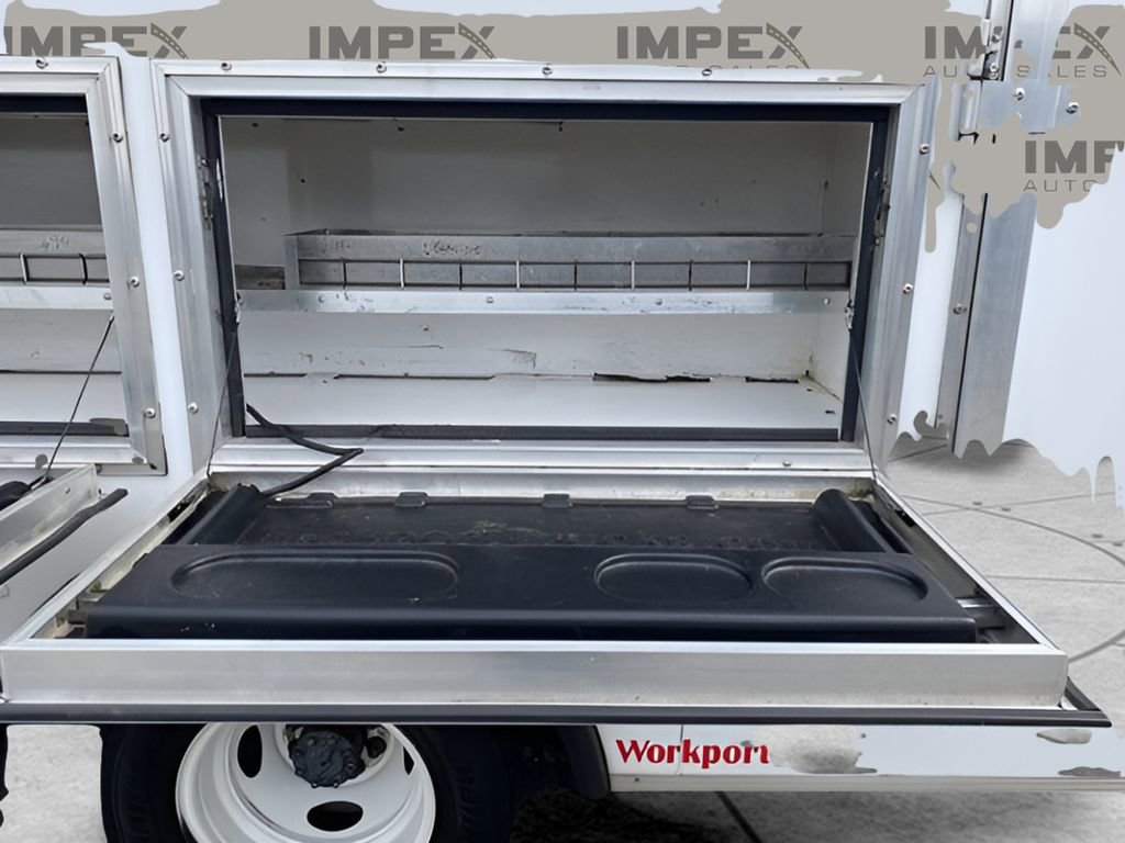 Used 2024 Ford E-350 and Econoline 350 Super Duty w/ Power Windows & Locks Group RWD image 39