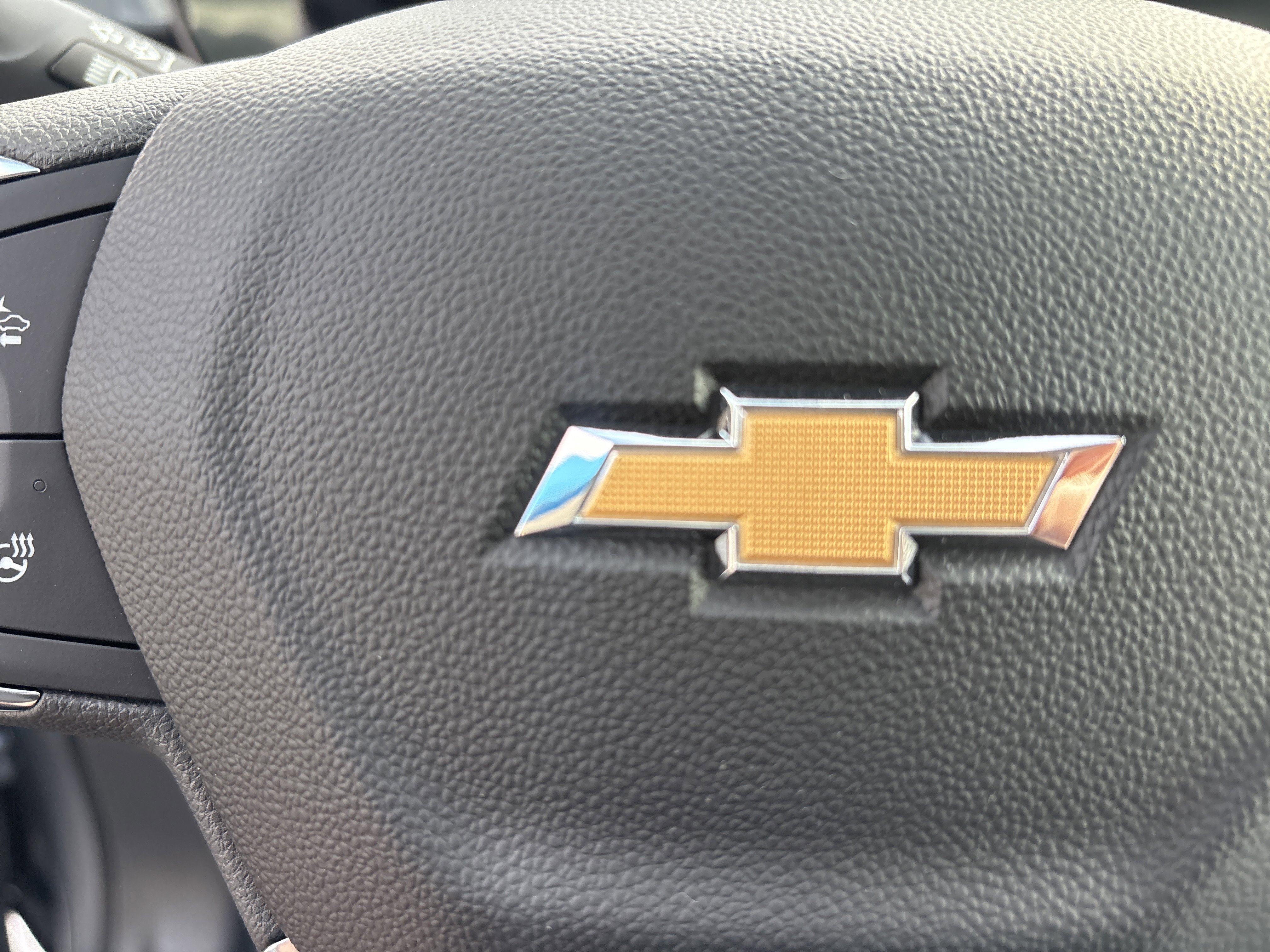 New 2026 Chevrolet Trax LT w/ Driver Confidence Package FWD image 24