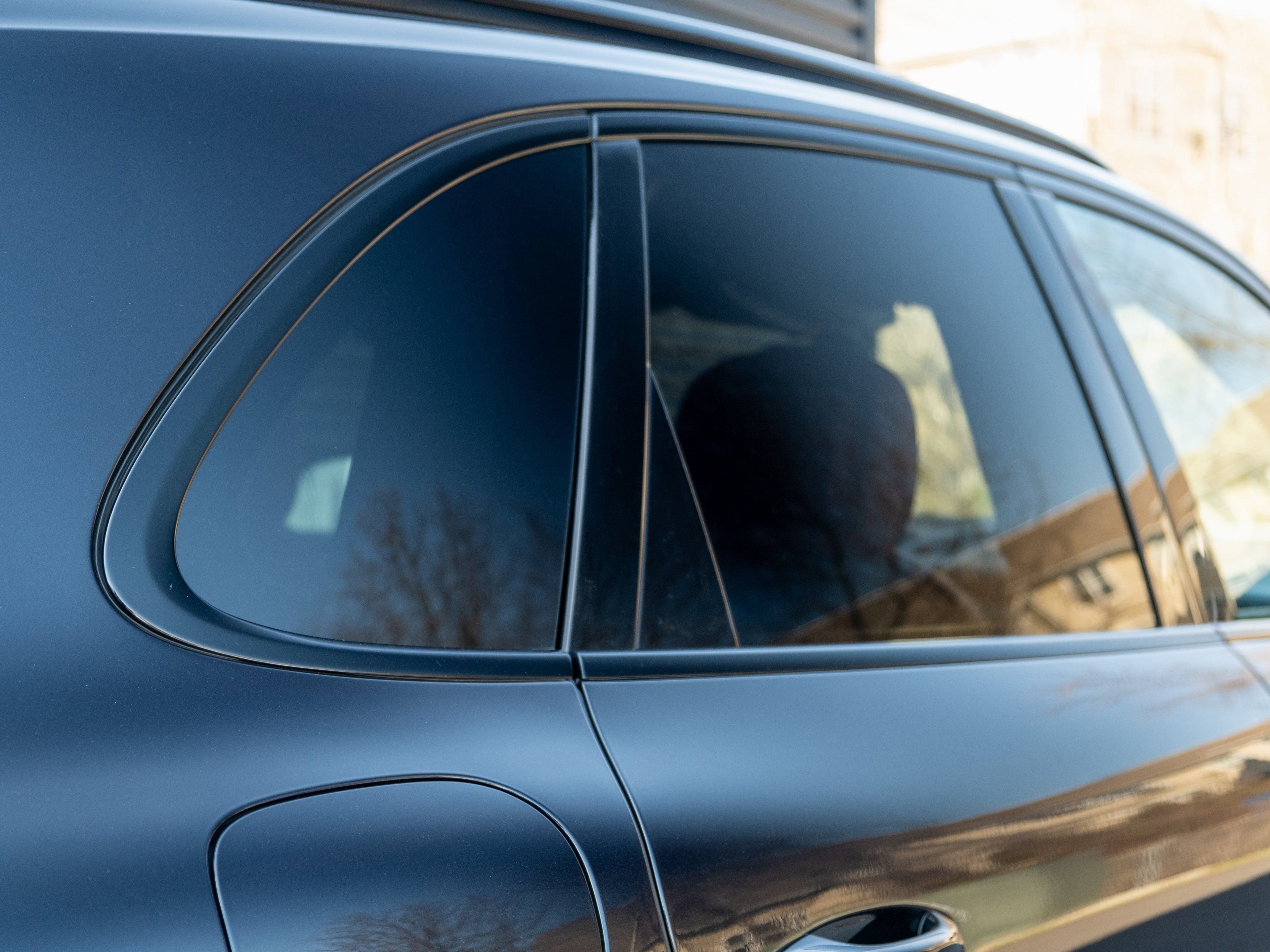 Certified 2022 Porsche Cayenne S Platinum image 42