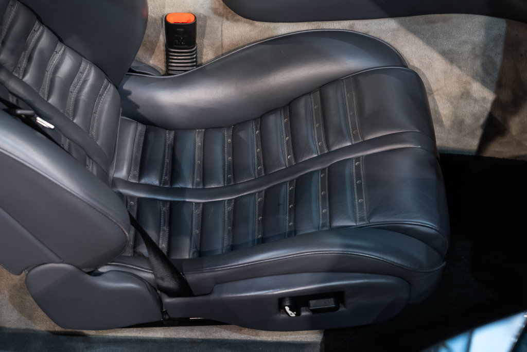 Used 2001 Ferrari 550 Maranello Coupe RWD image 40