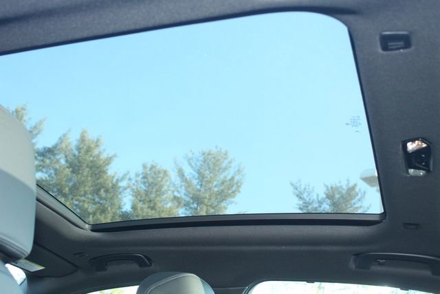 New 2026 BMW 530i xDrive w/ Executive Package image 23