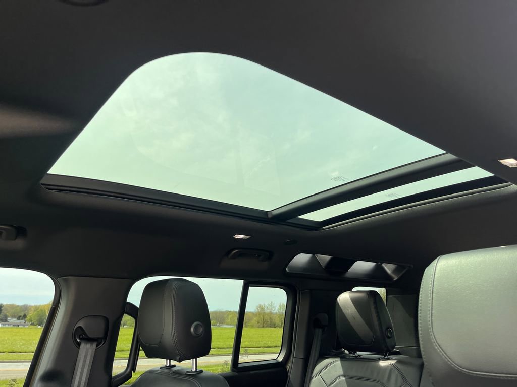 Used 2024 Land Rover Defender 110 S AWD/4WD image 16