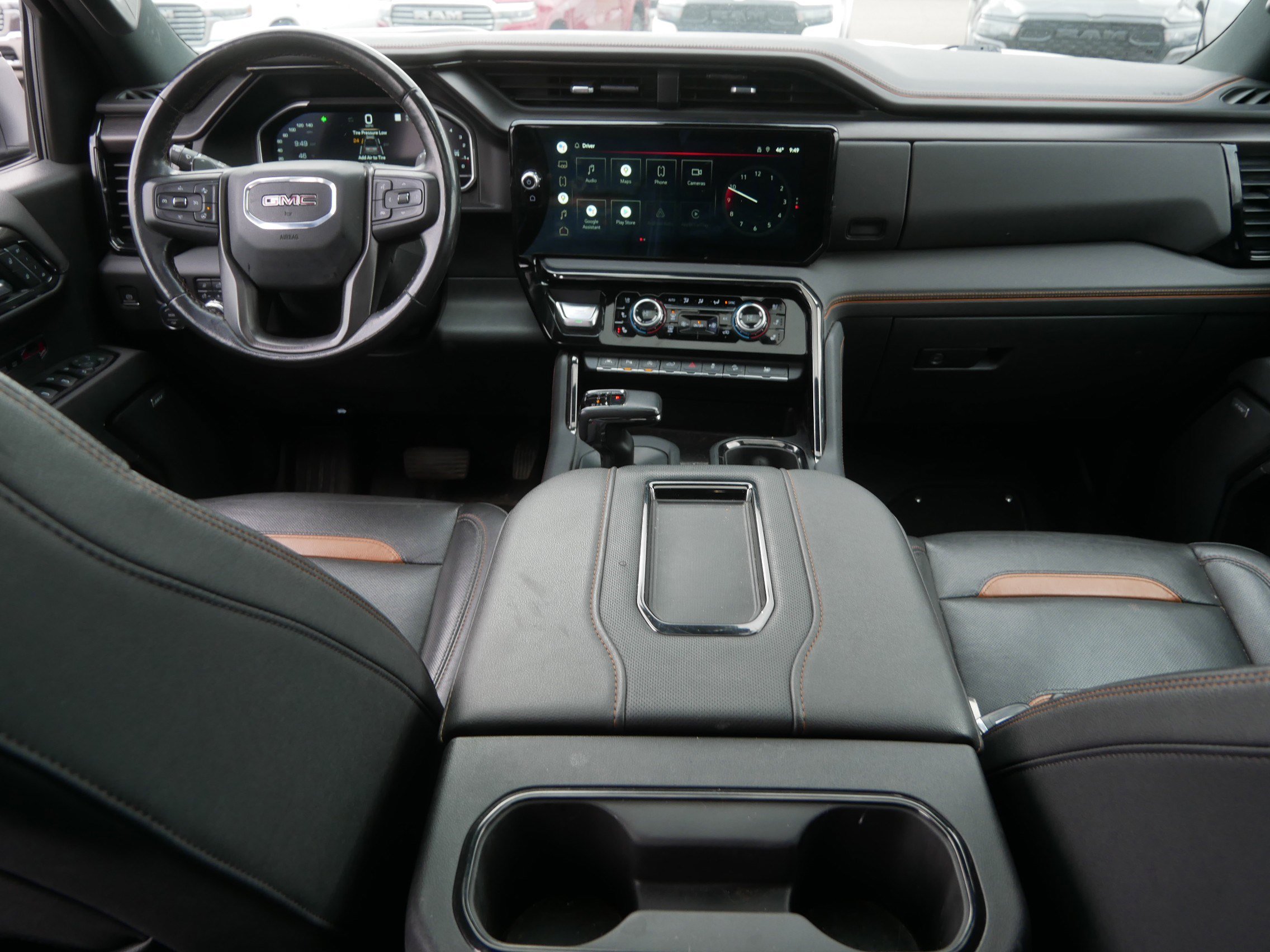 Used 2022 GMC Sierra 1500 AT4 w/ AT4 Premium Package image 10