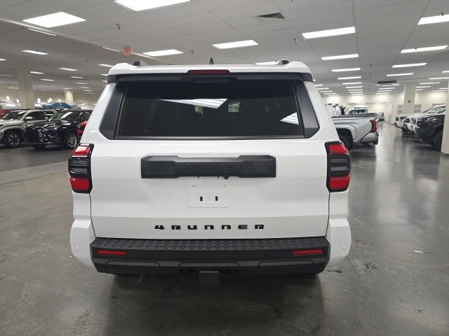 Certified 2025 Toyota 4Runner TRD Off-Road image 4