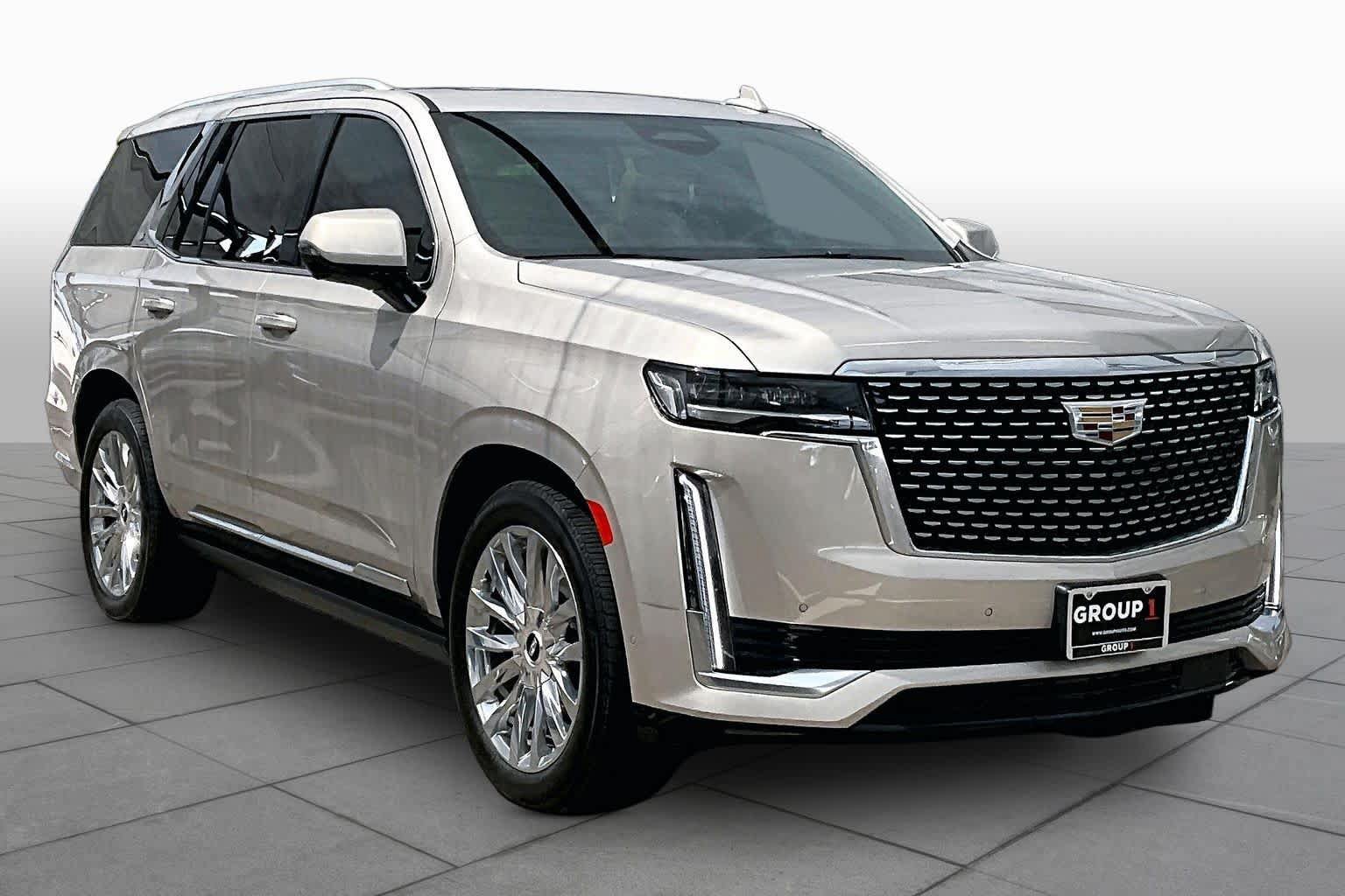 Used 2024 Cadillac Escalade Premium Luxury w/ Performance Package AWD/4WD image 3