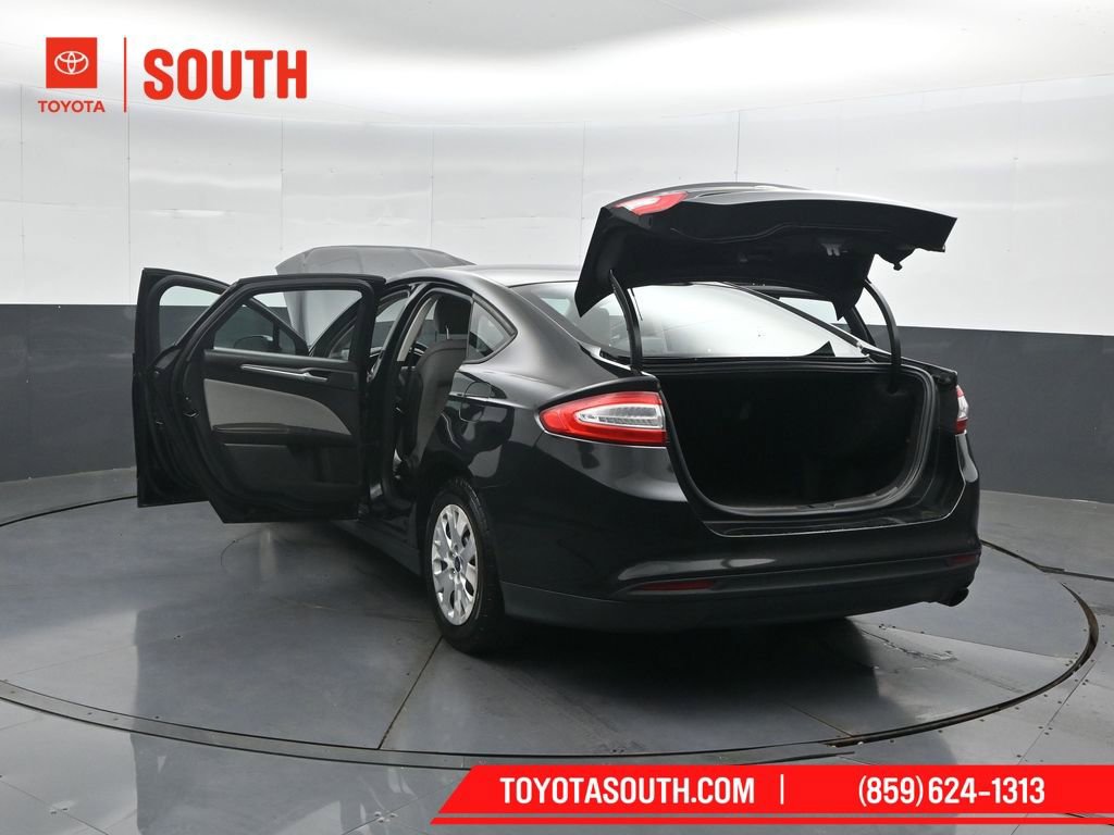 Used 2013 Ford Fusion S FWD image 47