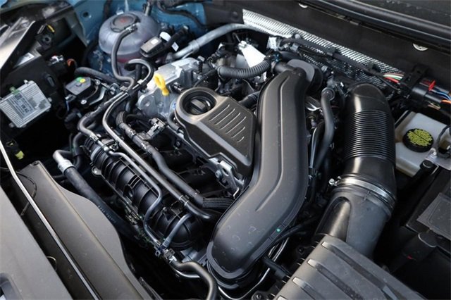 New 2025 Volkswagen Taos S image 24