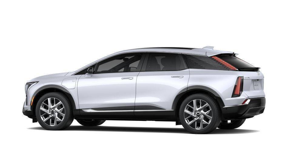 New 2027 Cadillac Optiq Luxury w/ LPO, Floor Liner Package AWD/4WD image 55