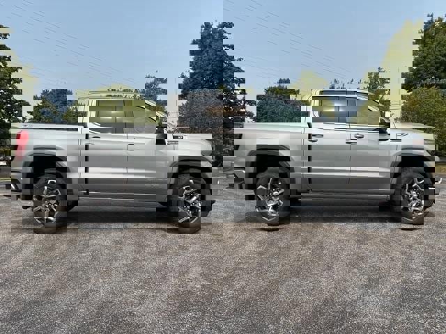 New 2026 GMC Sierra 1500 SLE image 4