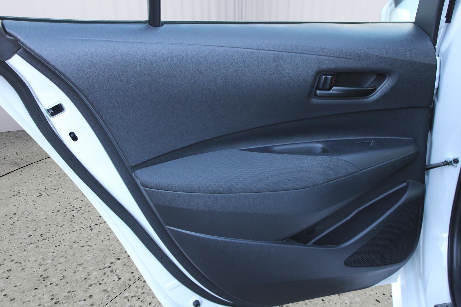 Certified 2024 Toyota Corolla LE image 38