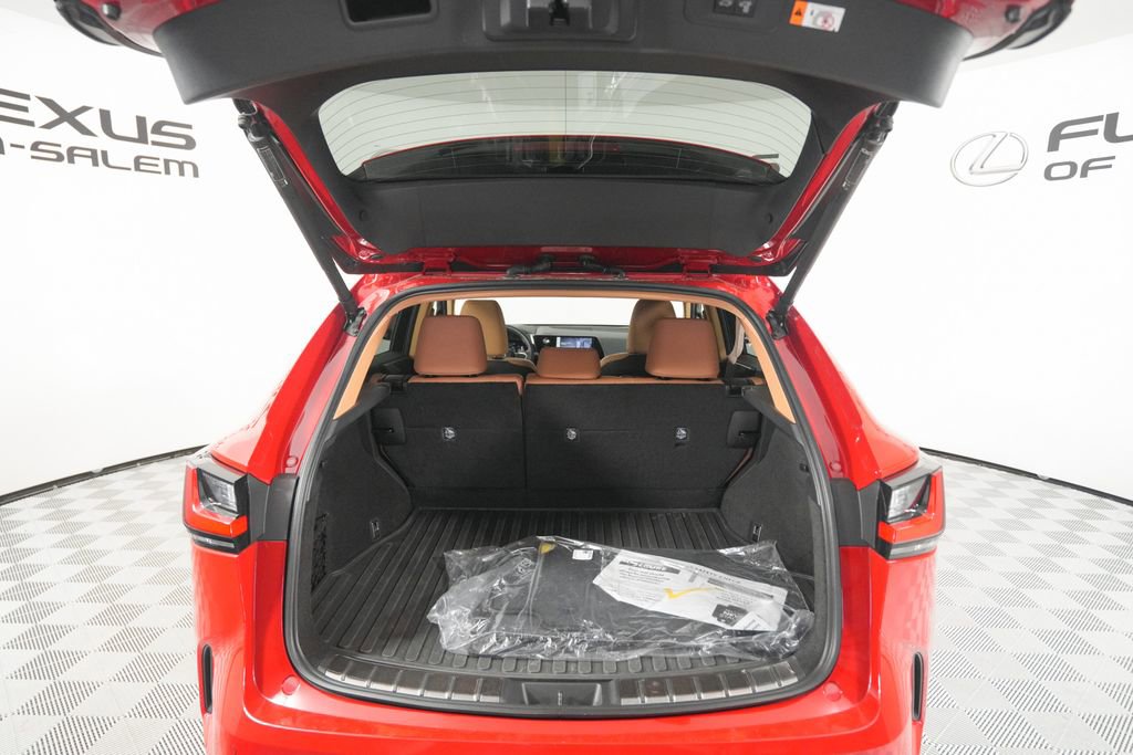Used 2025 Lexus NX 250 FWD w/ Accessory Package (2T) image 22