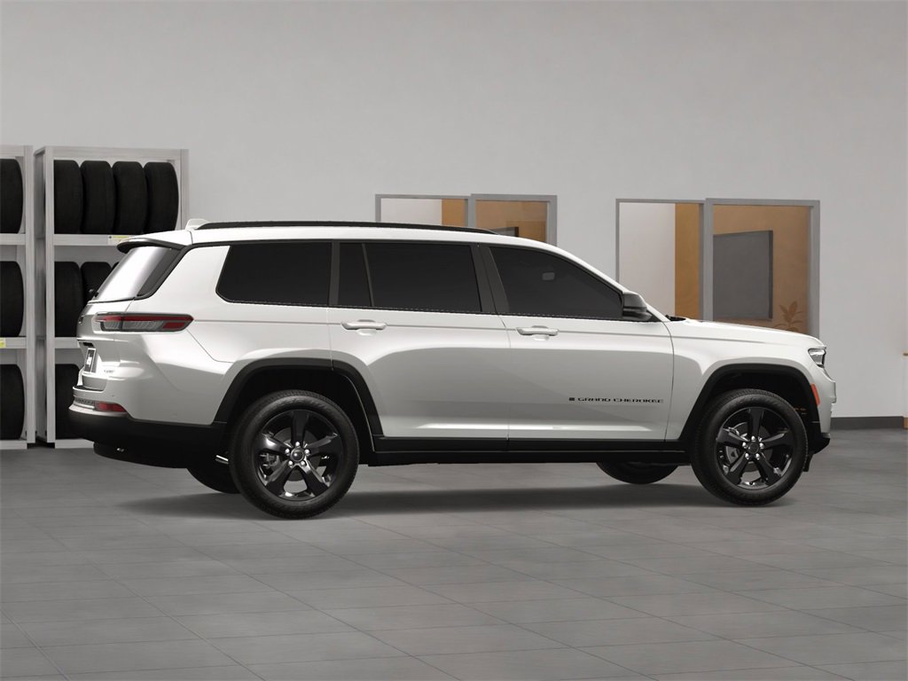 New 2024 Jeep Grand Cherokee L Limited w/ Black Appearance Package image 6
