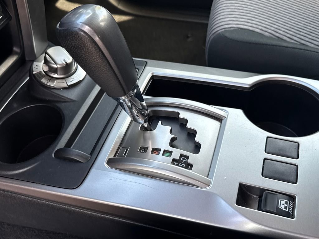 Used 2024 Toyota 4Runner SR5 AWD/4WD image 25