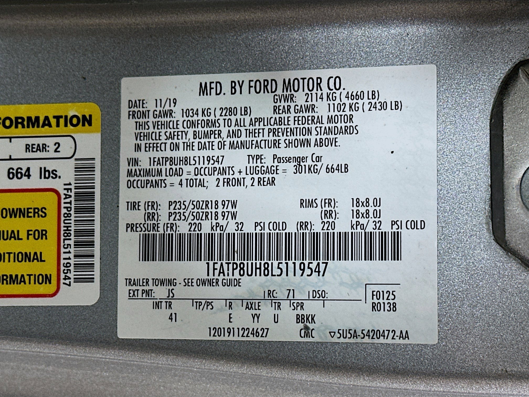 Used 2020 Ford Mustang Premium RWD image 29