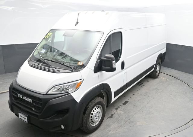 Used 2025 RAM ProMaster 2500 w/ Convenience Group image 26