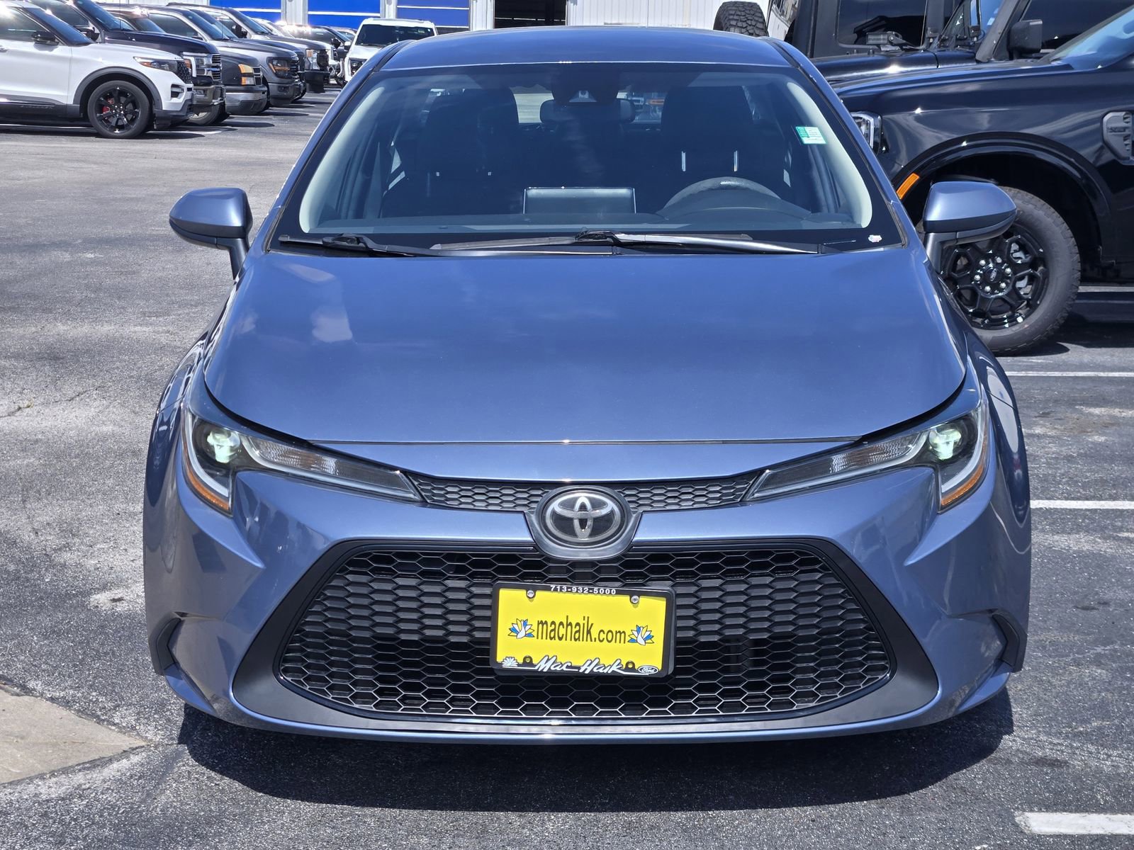 Used 2020 Toyota Corolla LE FWD video 2