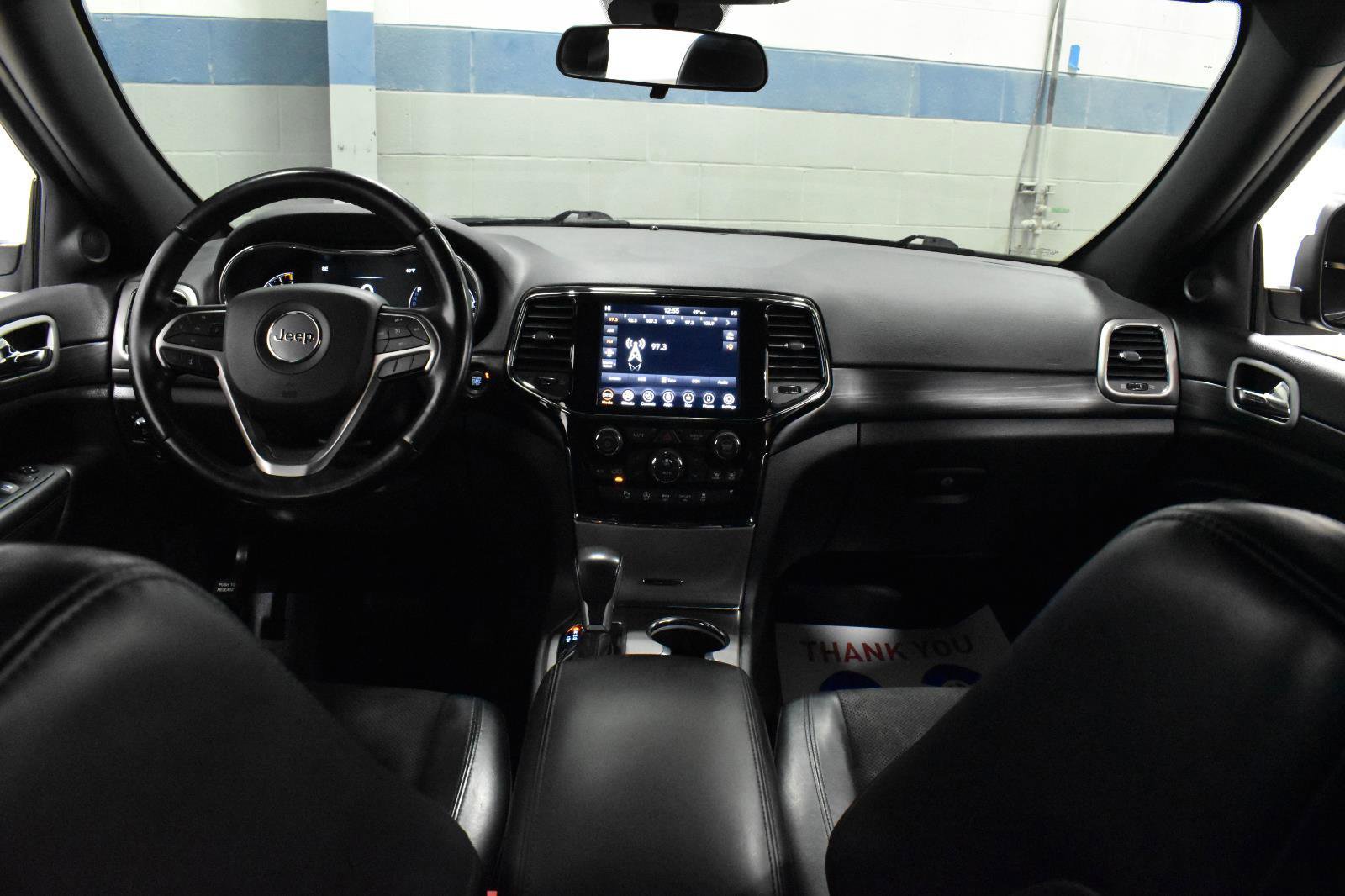 Used 2021 Jeep Grand Cherokee Laredo X image 5