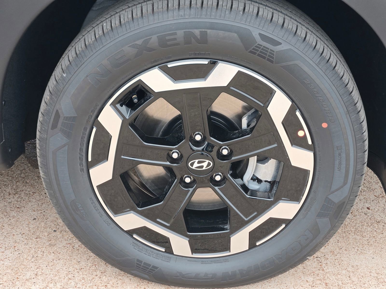 New 2026 Hyundai Santa Fe SEL FWD image 7