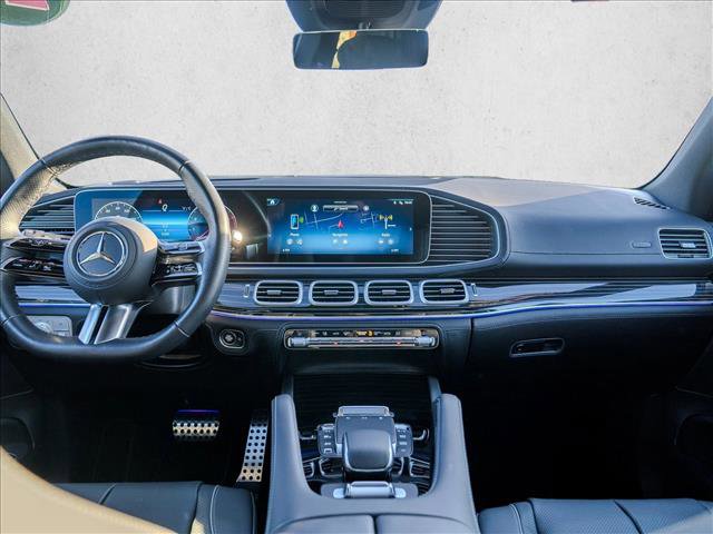 Used 2025 Mercedes-Benz GLS 450 4MATIC image 18