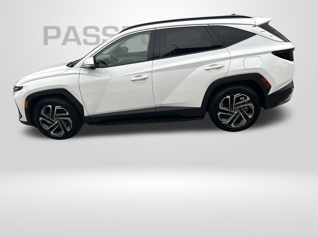 Used 2026 Hyundai Tucson Limited FWD image 2