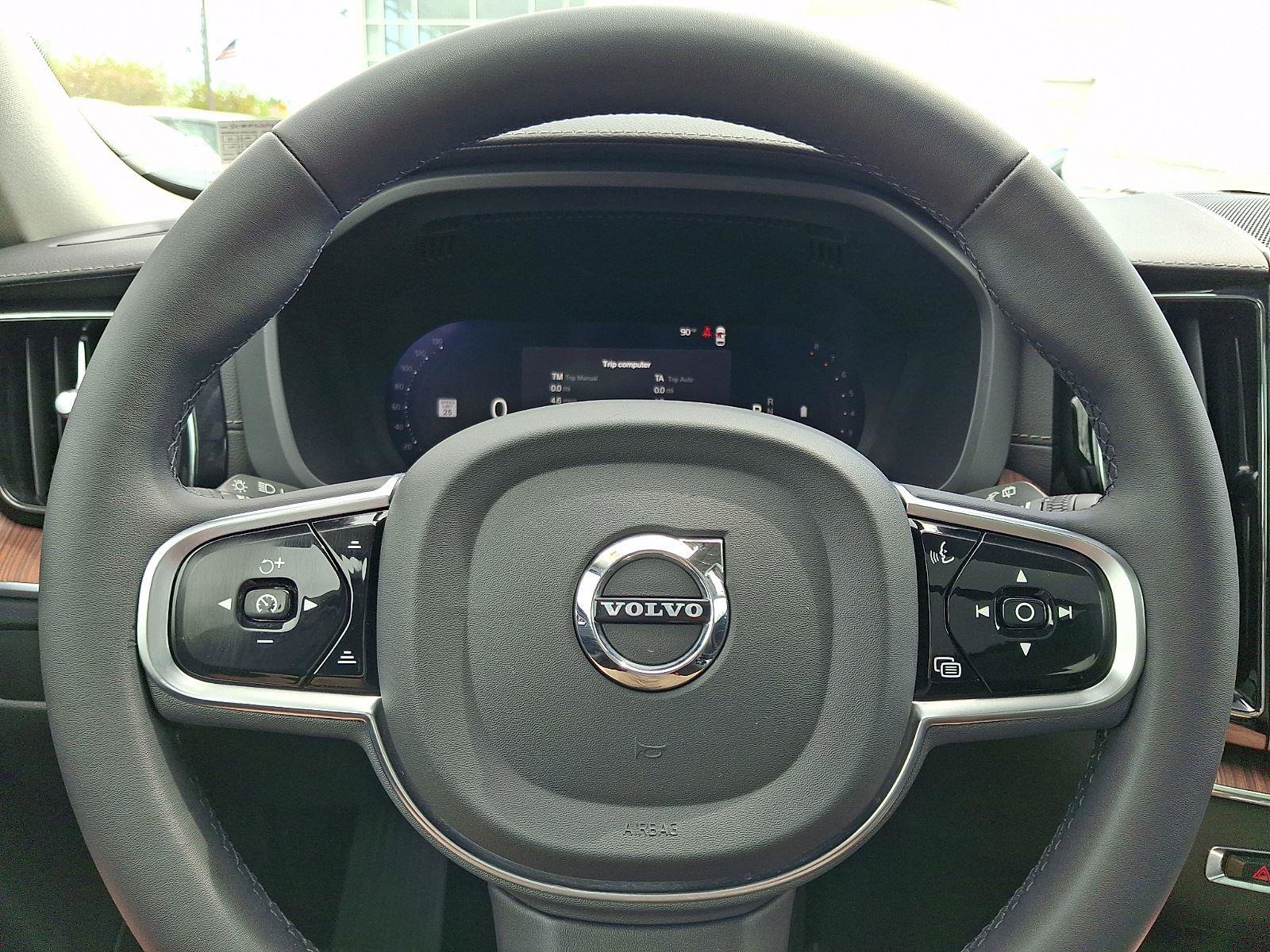 Certified 2023 Volvo XC60 B6 Ultimate w/ Protection Package Premier AWD/4WD image 21