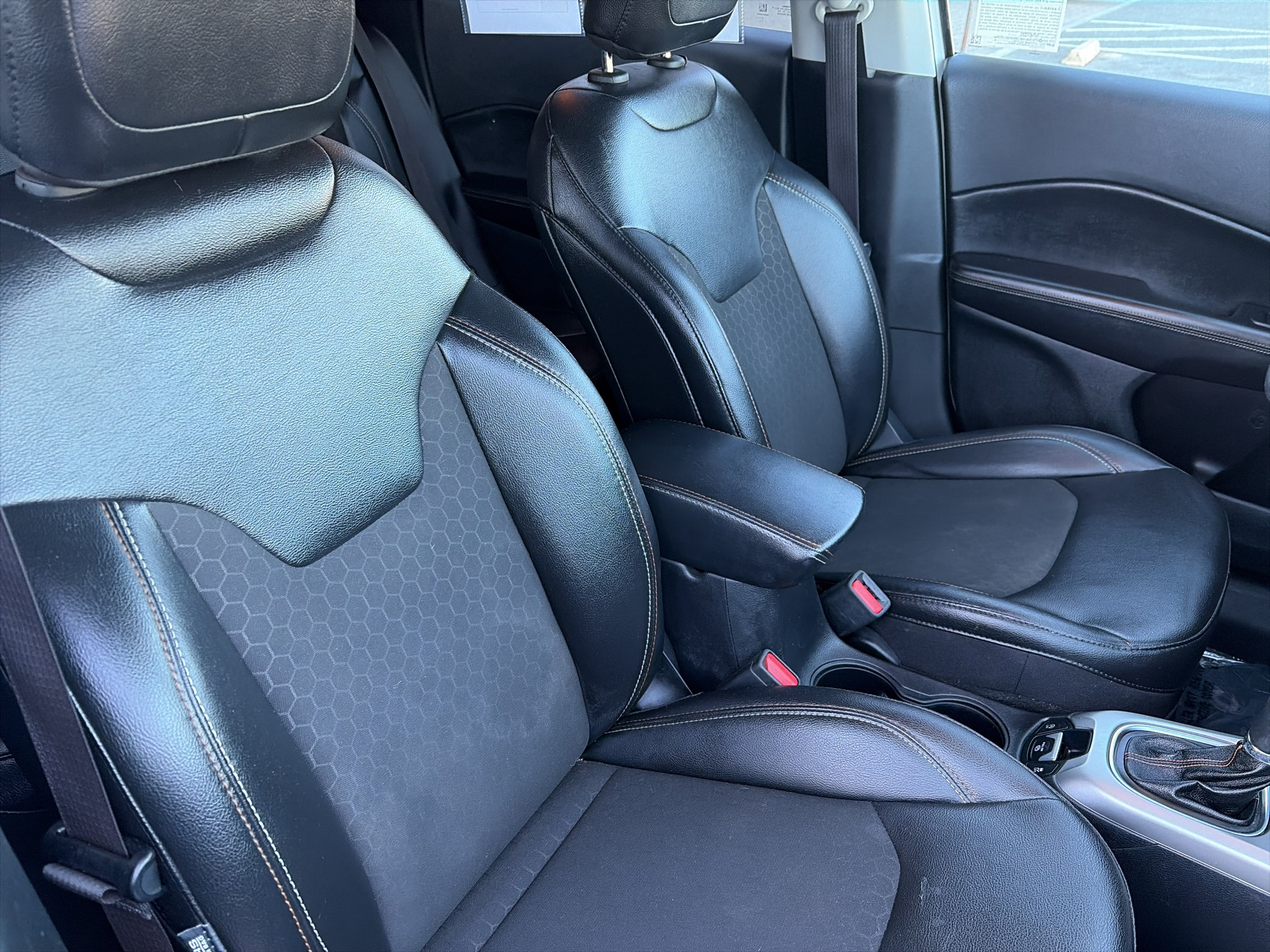 Used 2021 Jeep Compass Latitude FWD image 13
