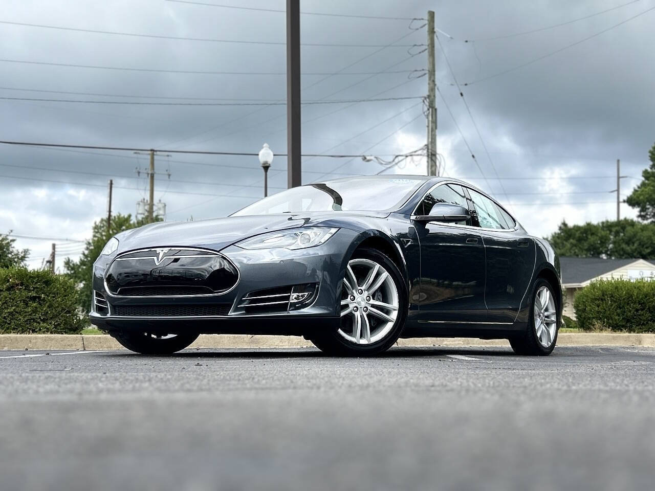 Used 2014 Tesla Model S 85 RWD image 2