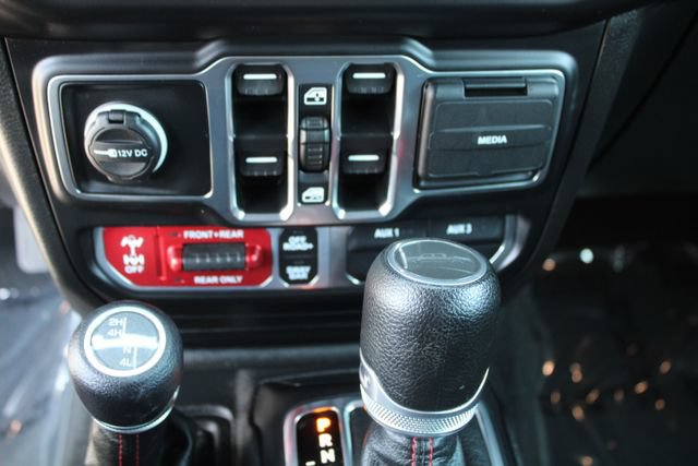 Used 2023 Jeep Gladiator Rubicon w/ Trailer Tow Package AWD/4WD image 40