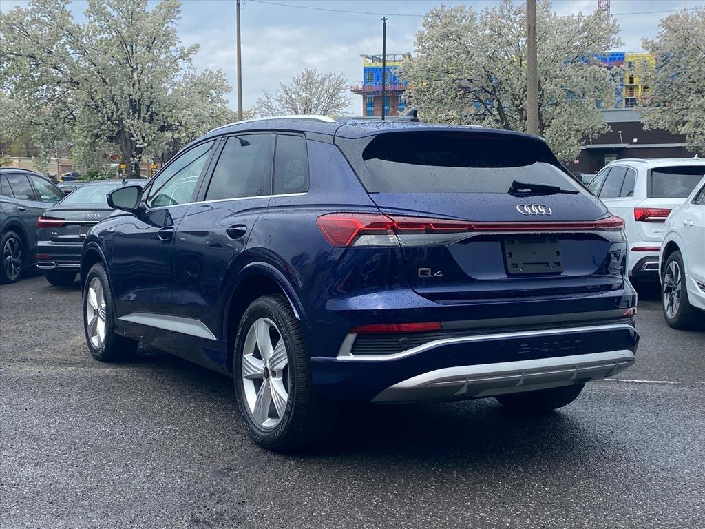 Used 2023 Audi Q4 e-tron Premium image 5