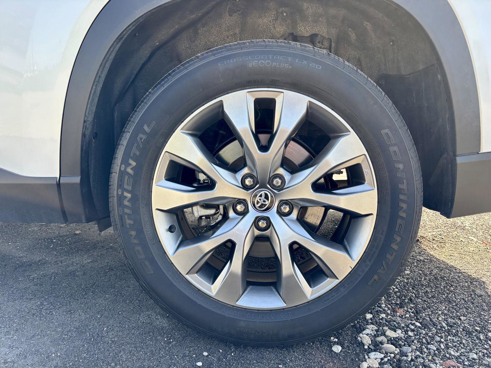 Used 2024 Toyota Grand Highlander Limited AWD/4WD image 25