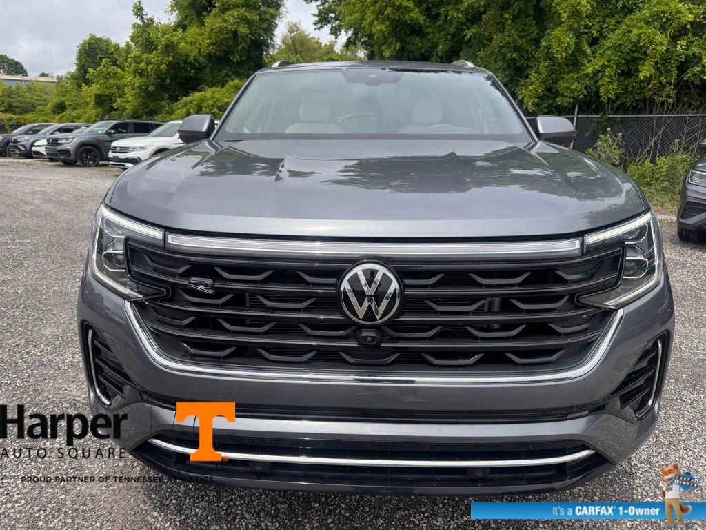 Used 2025 Volkswagen Atlas Cross Sport SEL Premium R-Line AWD/4WD image 8