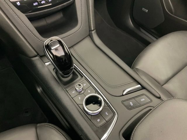 Used 2024 Cadillac XT5 Sportv w/ Technology Package image 13