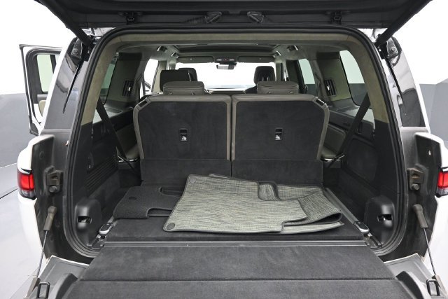 Used 2023 Rivian R1S Adventure Dual AWD/4WD image 22