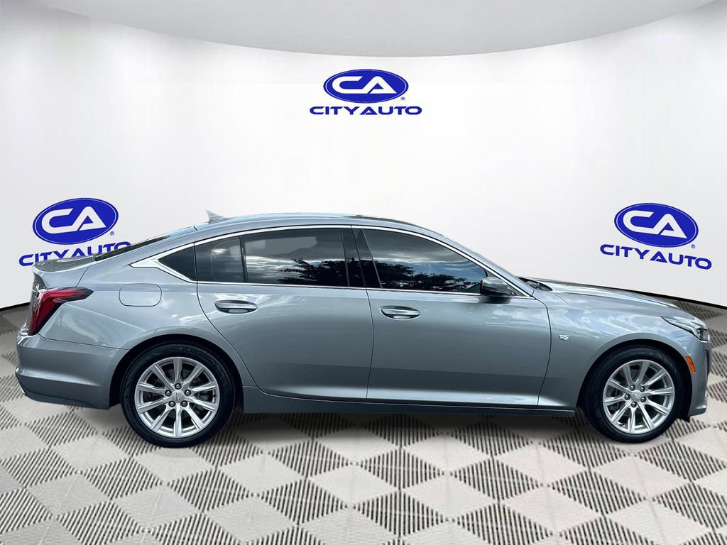Used 2023 Cadillac CT5 Luxury RWD image 2