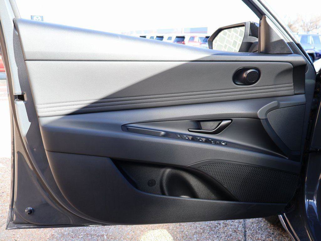 New 2026 Hyundai Elantra Sport image 22