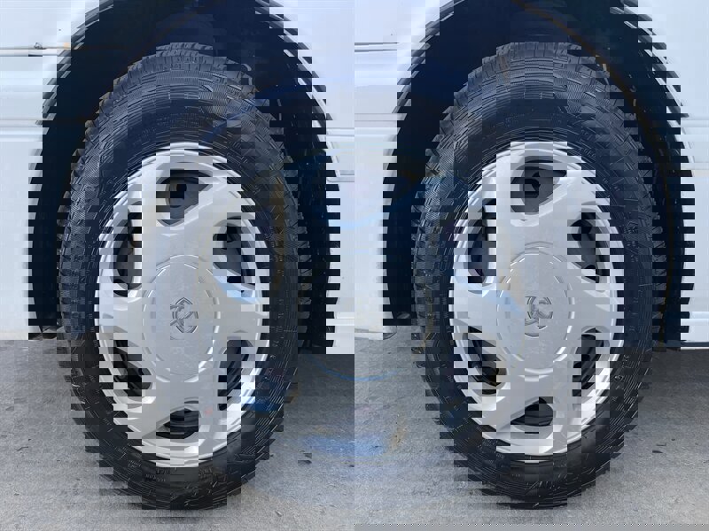 Used 2000 Toyota Camry LE image 18