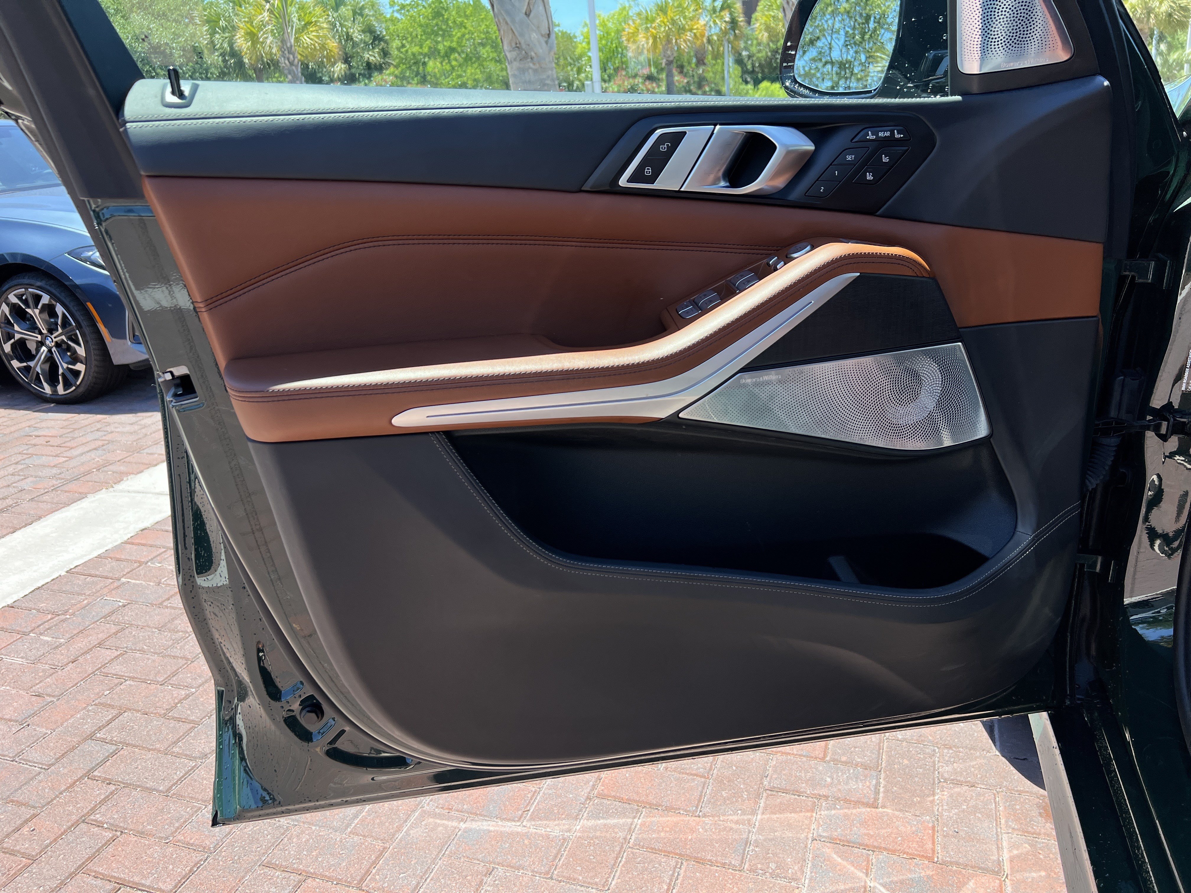Certified 2024 BMW ALPINA XB7 AWD/4WD image 14