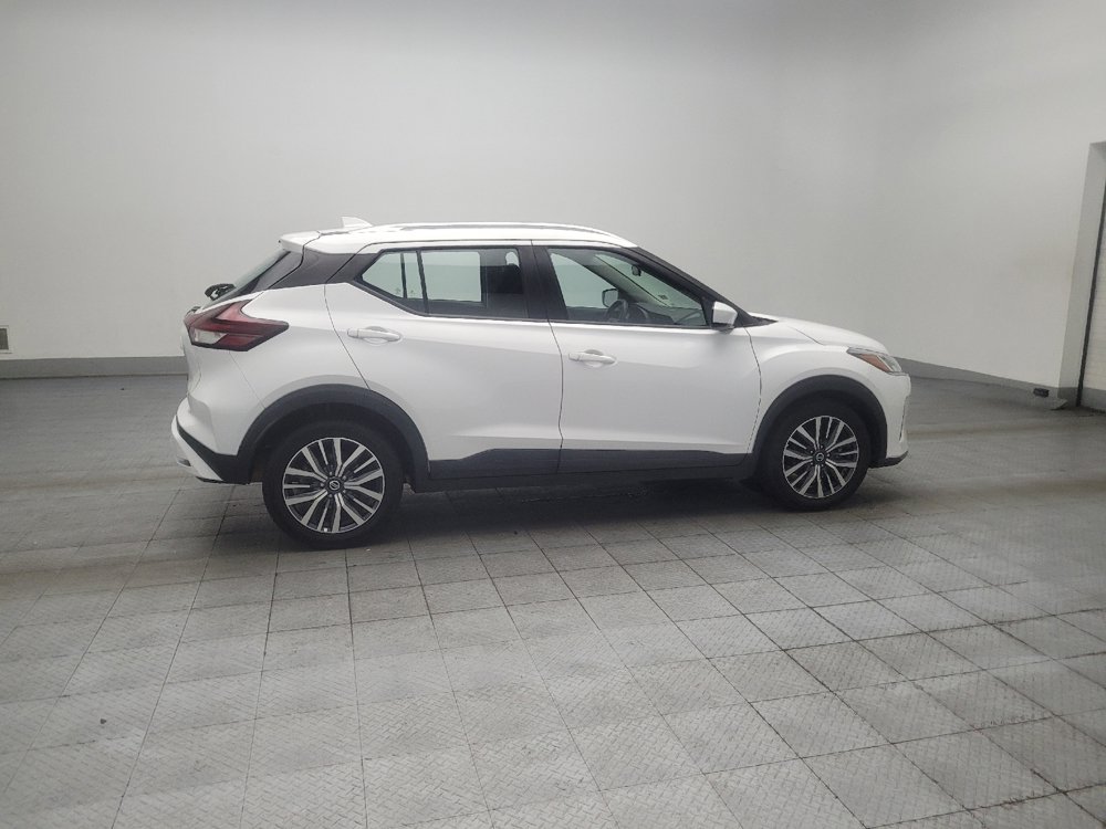 Used 2021 Nissan Kicks SV FWD image 10