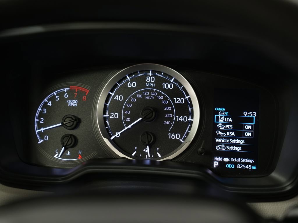 Used 2020 Toyota Corolla LE image 16