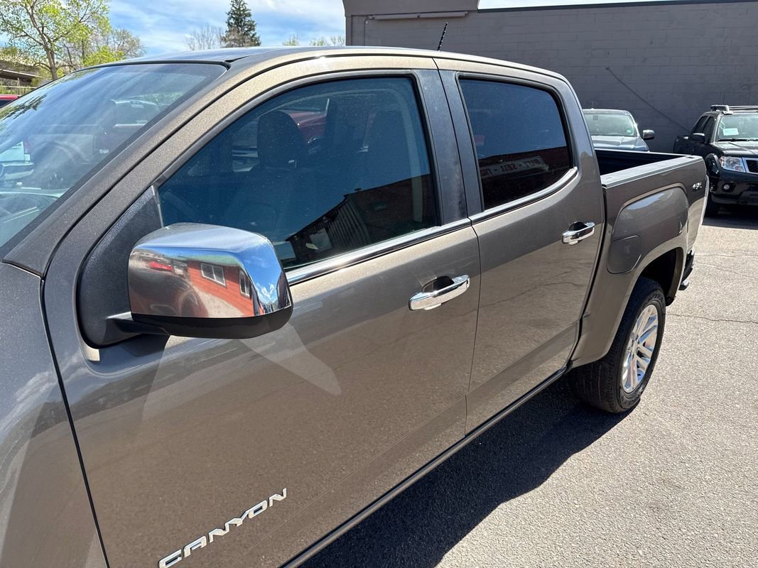 Used 2015 GMC Canyon SLT AWD/4WD image 8