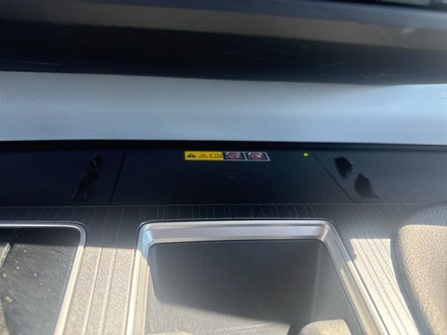 Used 2025 Toyota Sienna XLE image 30