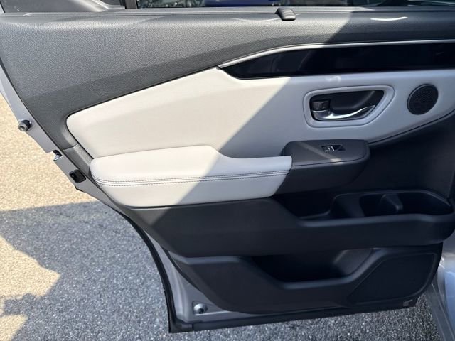 Used 2023 Honda Pilot EX-L image 13