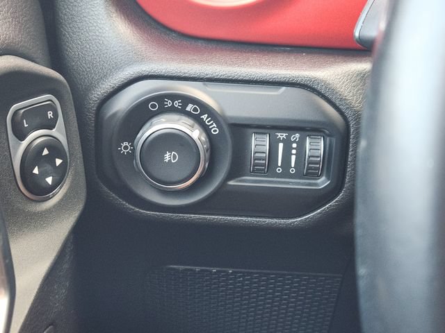 Used 2020 Jeep Wrangler Unlimited Rubicon AWD/4WD image 23