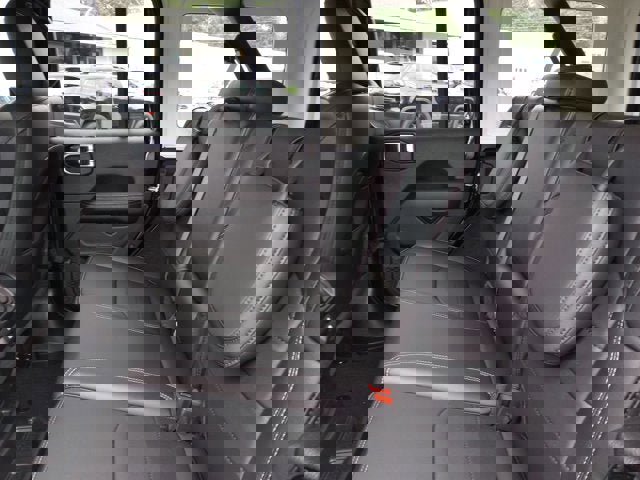 Used 2023 Jeep Wrangler Unlimited Sahara w/ Cold Weather Group image 9